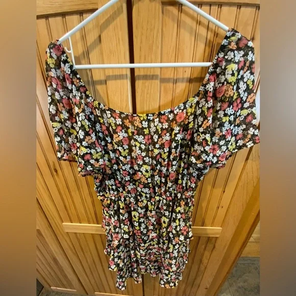 Trixxi Black Floral Dress - Picture 4 of 4